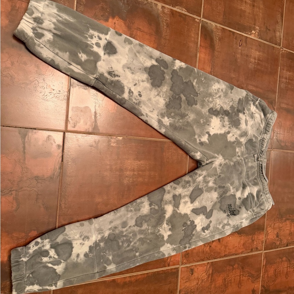 Men’s Nike Gray Tie-Dye Sportswear